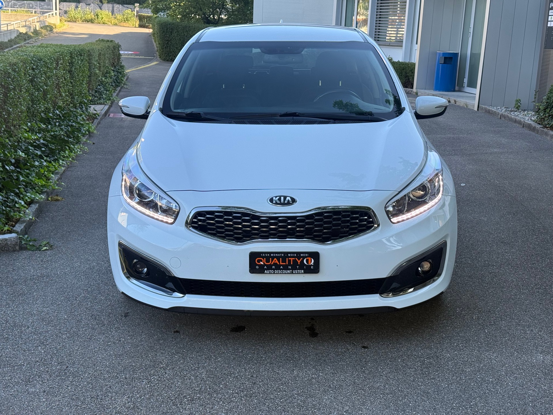 KIA Cee'd 1.6 GDi Trend DCT-image-0