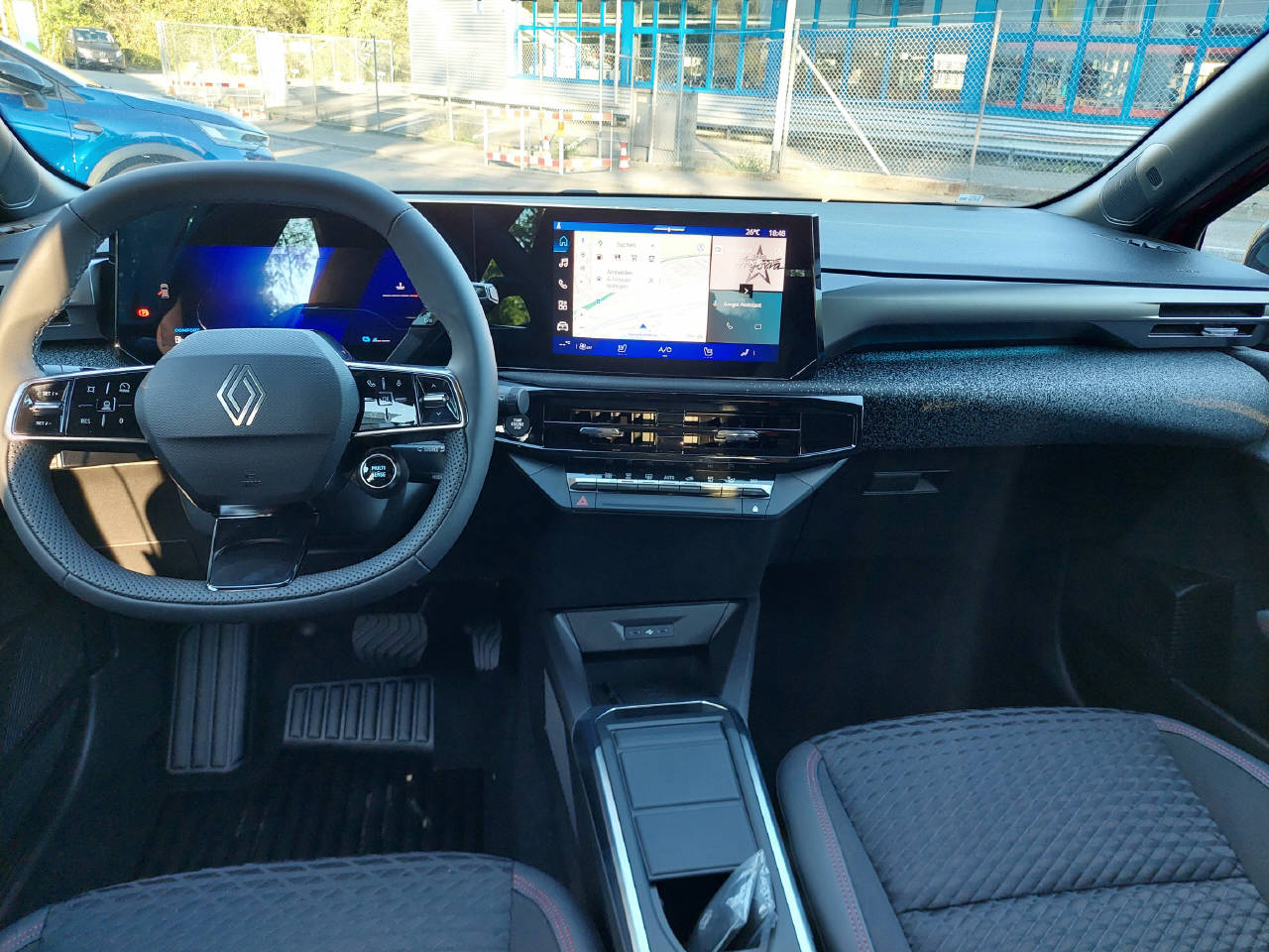 RENAULT Clio 1.8 E-Tech techno-image-6