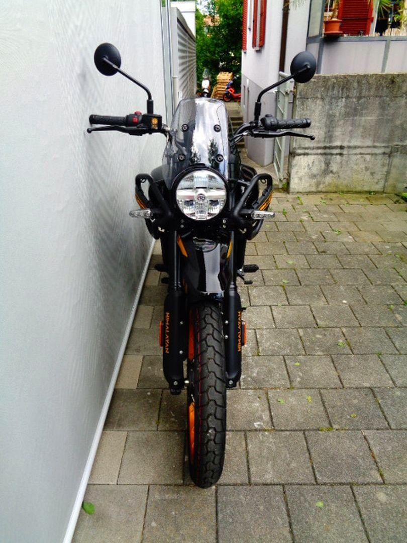 ROYAL ENFIELD HIMALAYAN 452-showroom-element-2