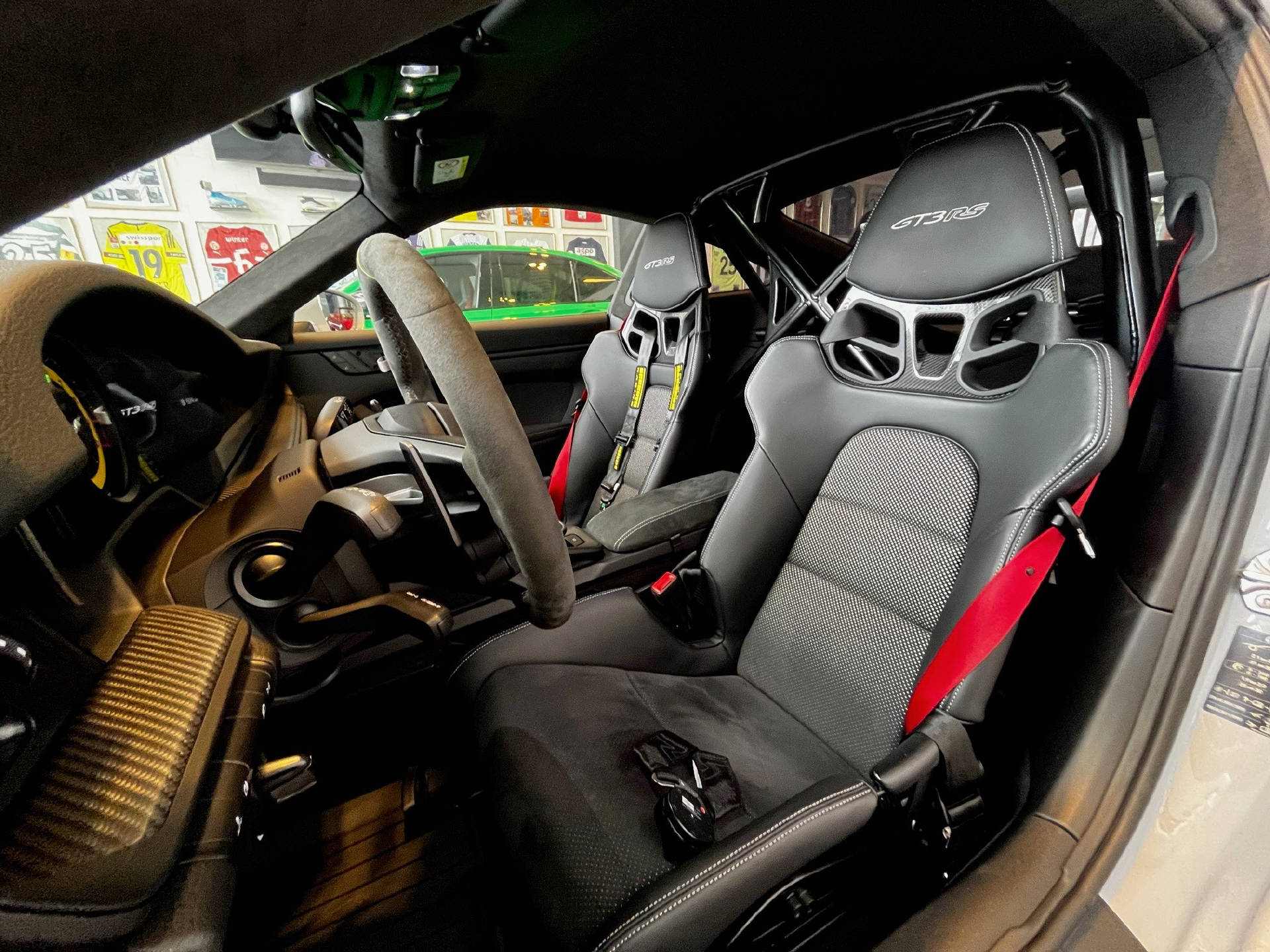 PORSCHE 911 Coupé 4.0 GT3 RS PDK-image-13