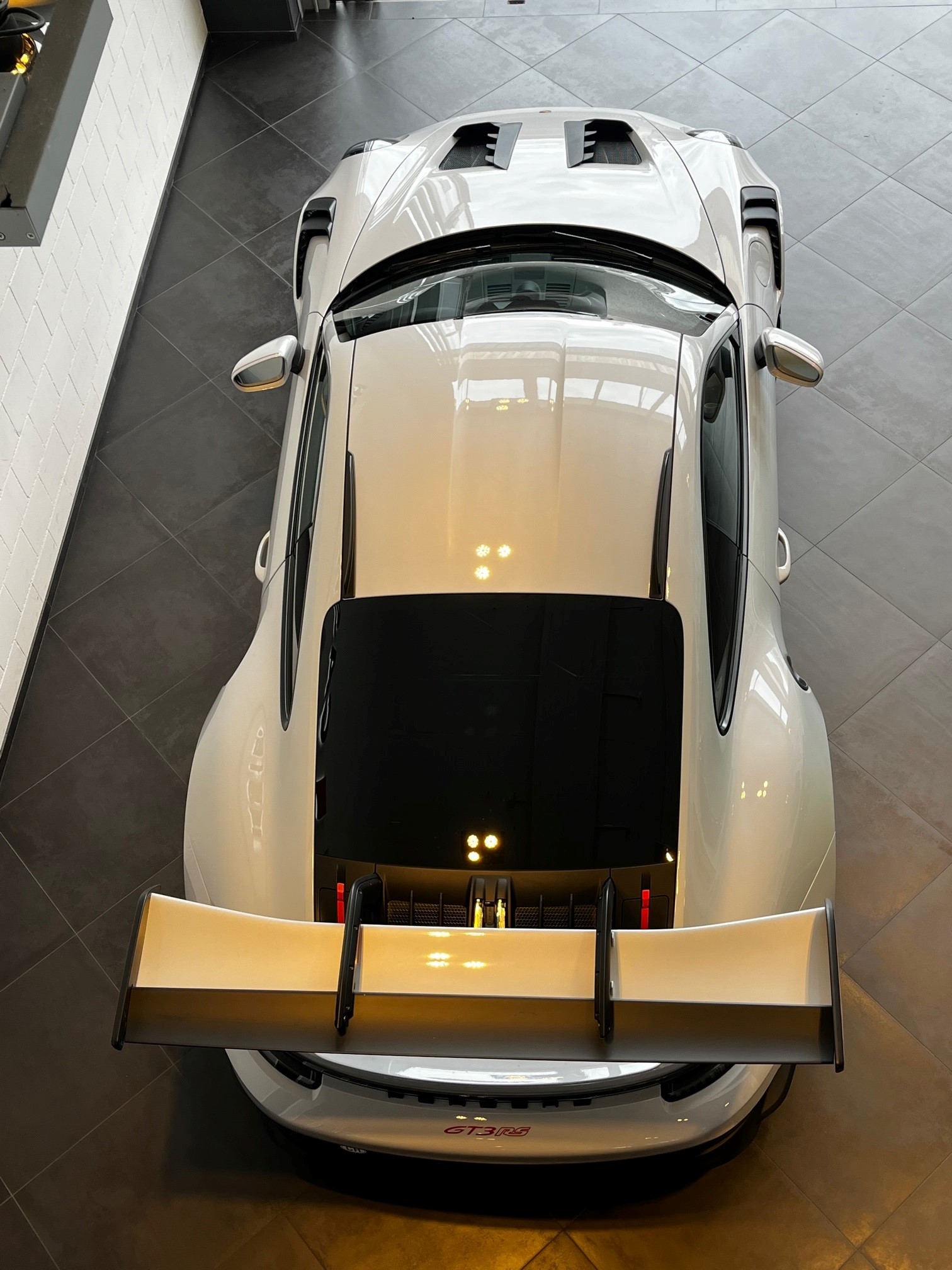 PORSCHE 911 Coupé 4.0 GT3 RS PDK-image-10
