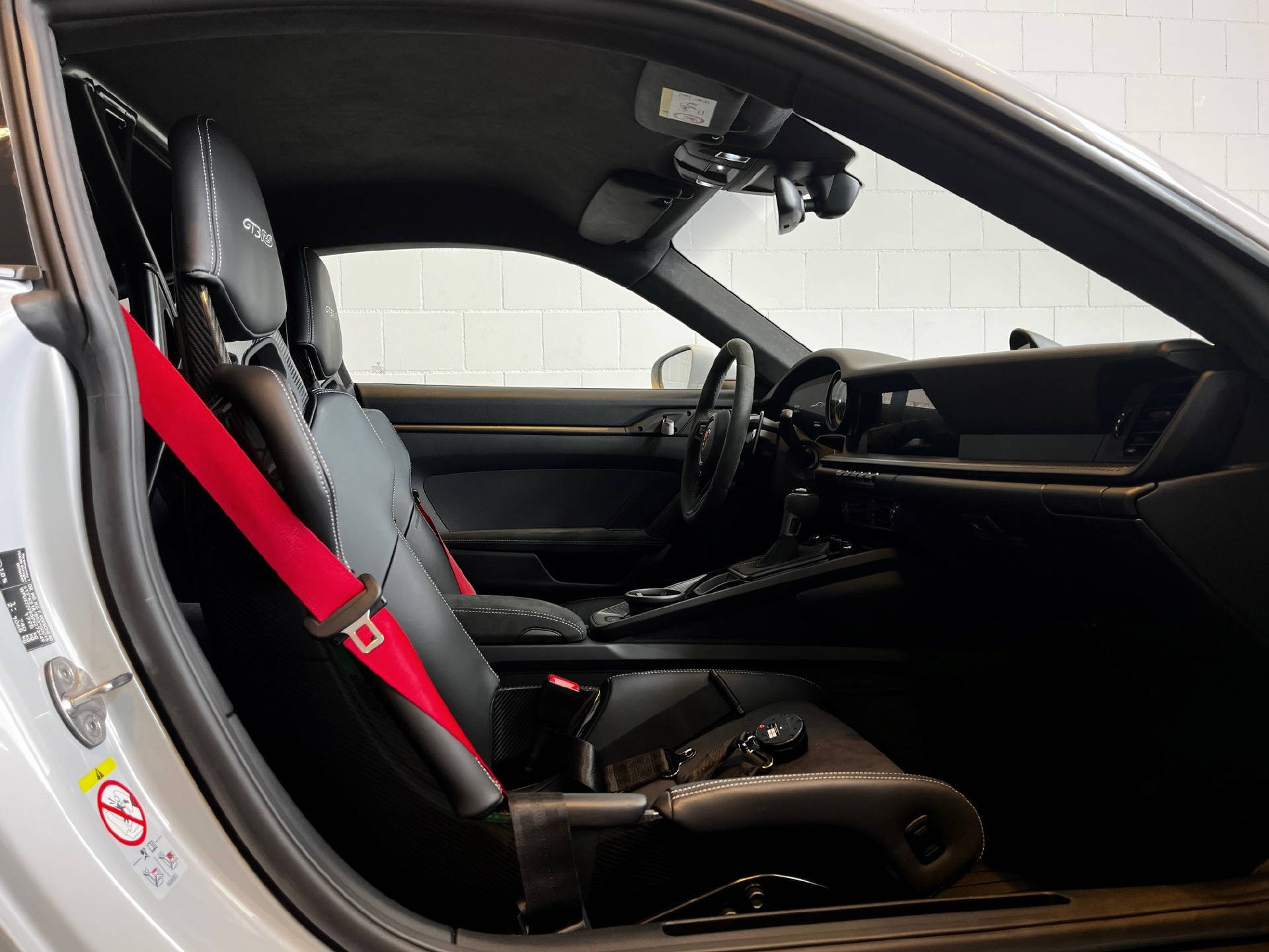 PORSCHE 911 Coupé 4.0 GT3 RS PDK-image-14