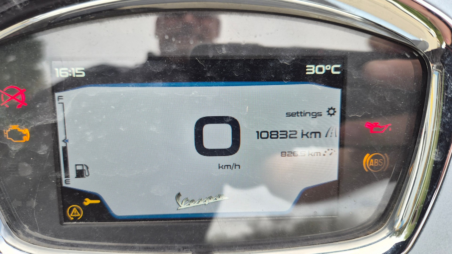 PIAGGIO Vespa GTS 300 Super Sport ABS-image-15