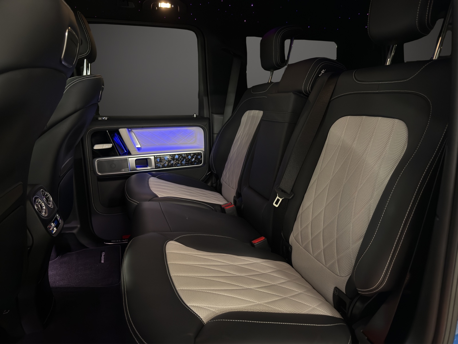 MERCEDES-BENZ G 63 AMG Speedshift Plus G-Tronic-image-12