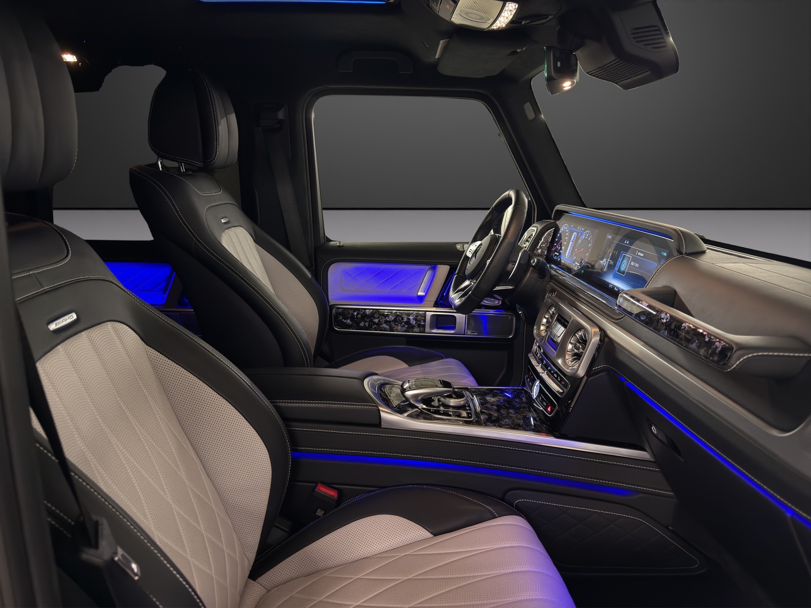 MERCEDES-BENZ G 63 AMG Speedshift Plus G-Tronic-image-13