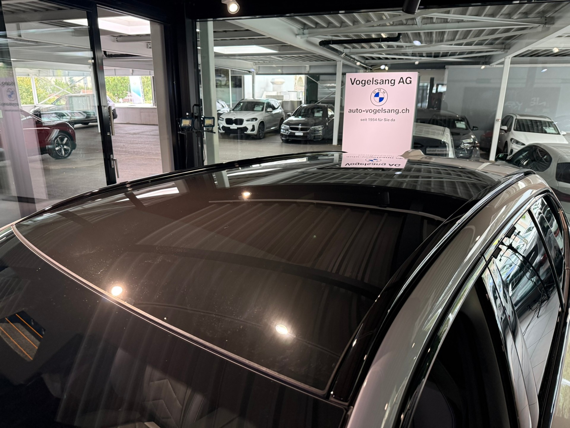 BMW 520d xDrive 48V Touring M Sport Steptronic-image-24