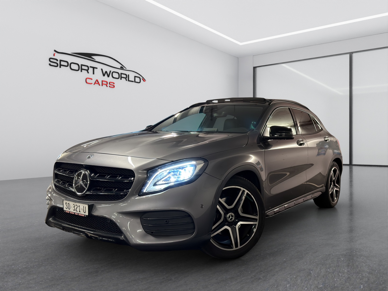 MERCEDES-BENZ GLA 250 AMG Line Swiss Star 4Matic 7G-DCT-image-0