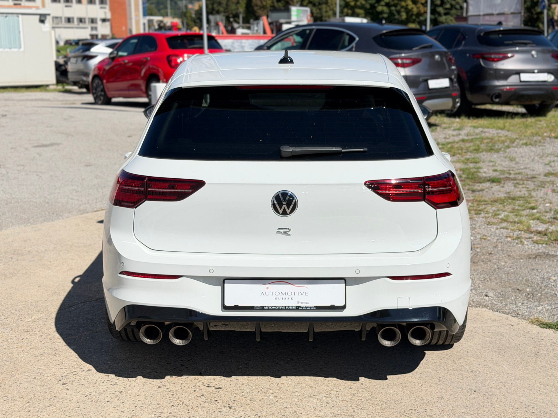 VW Golf 2.0 TSI R DSG 4Motion-image-7