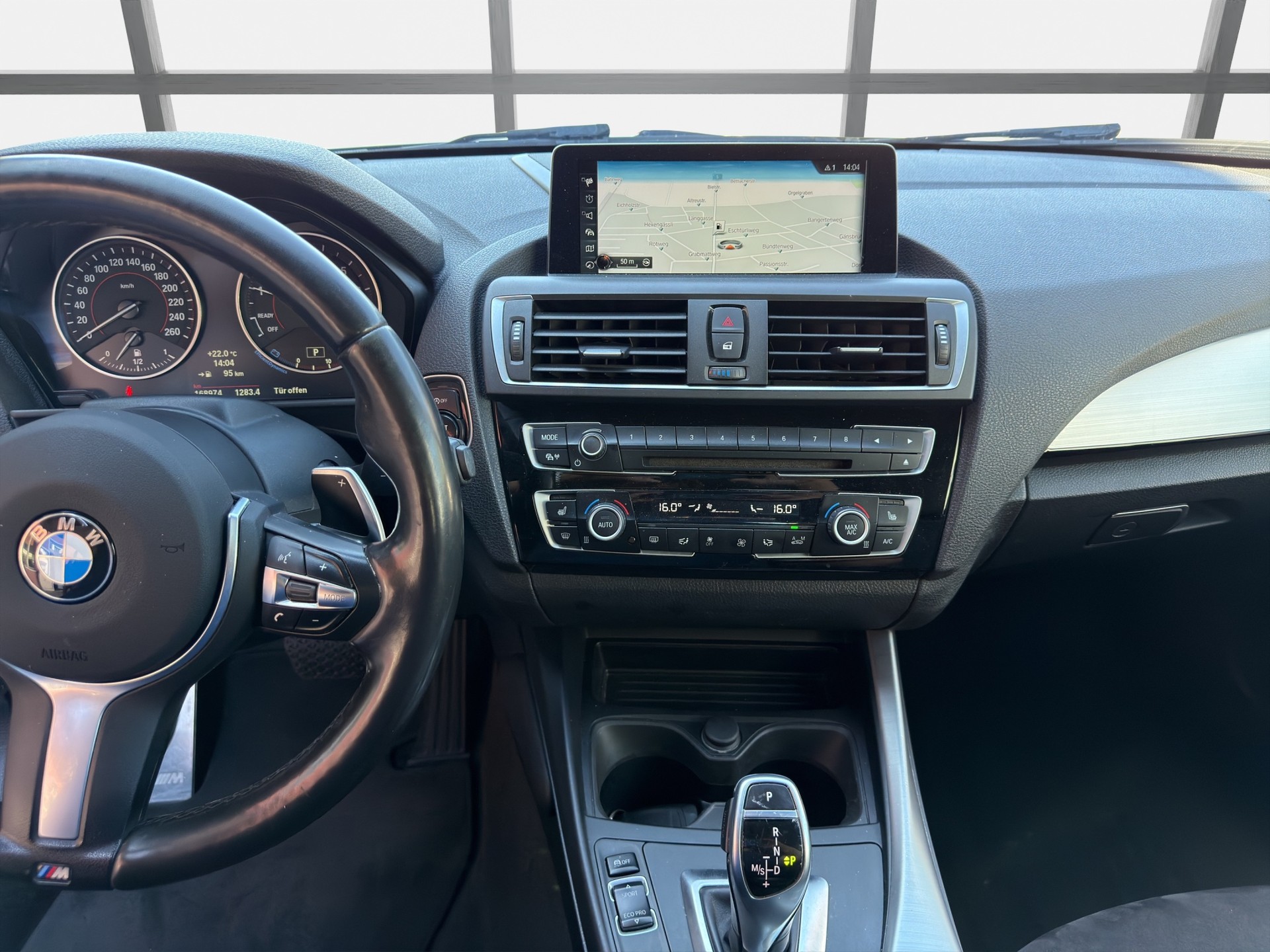 BMW M240i xDrive Steptronic-image-14