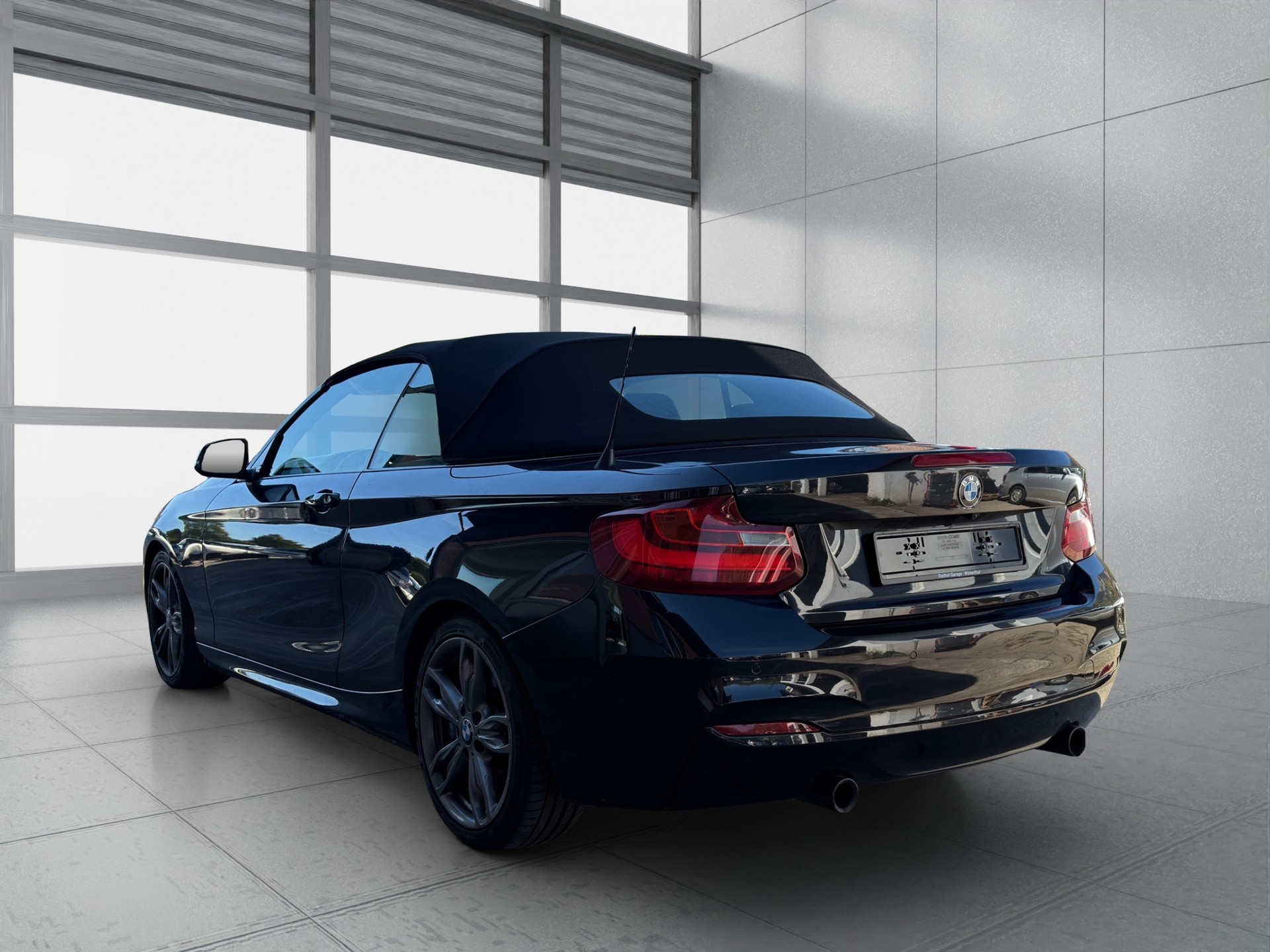 BMW M240i xDrive Steptronic-image-5