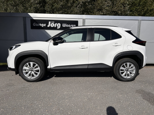 TOYOTA Yaris Cross 1.5 Comf. AWD-image-2
