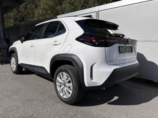 TOYOTA Yaris Cross 1.5 Comf. AWD-image-3