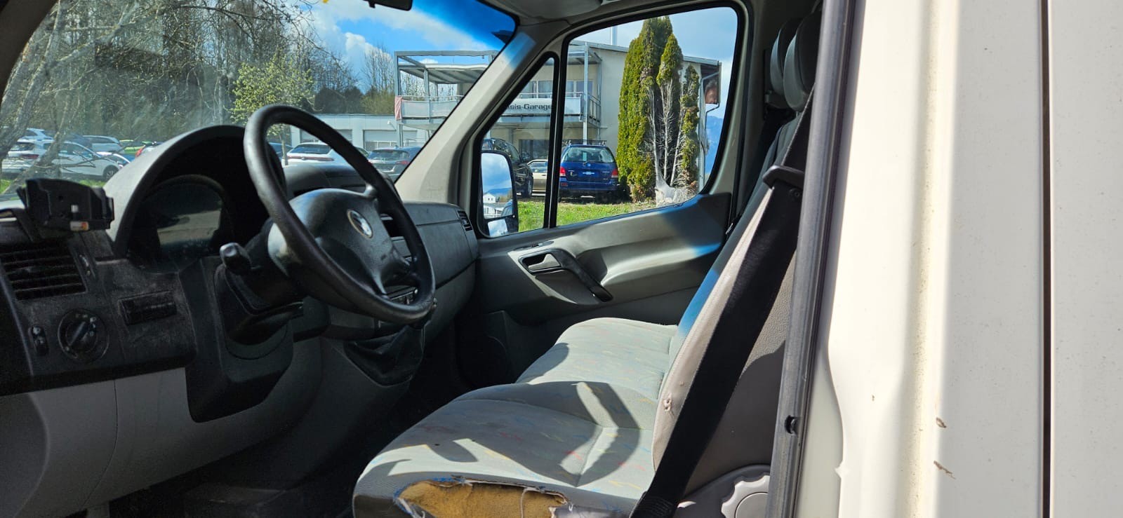 VW Crafter 35 2.5 BlueTDI 136 PS A-image-1