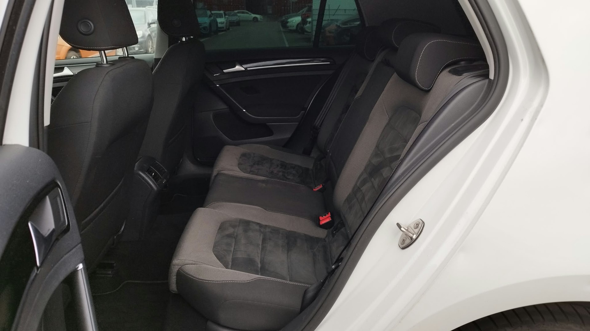 VW Golf 1.5 TSI Highline DSG-image-14