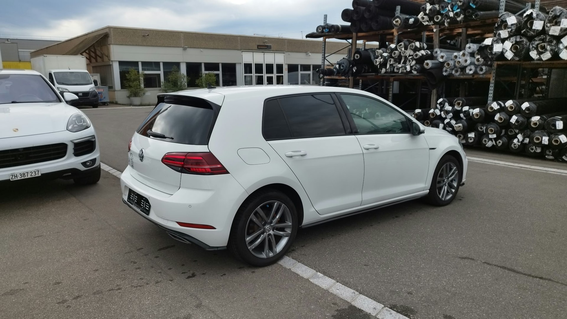 VW Golf 1.5 TSI Highline DSG-image-2