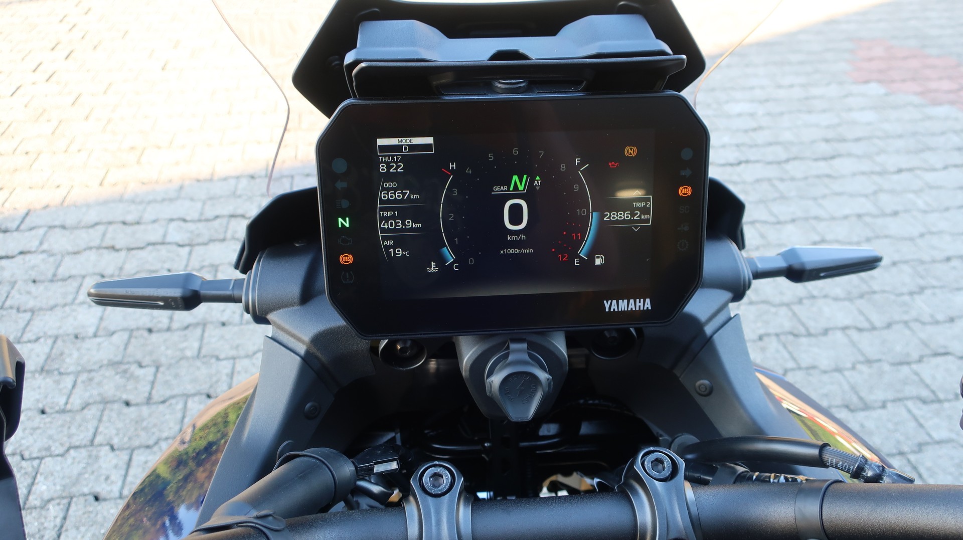 YAMAHA Tracer 9 GT+-showroom-element-1