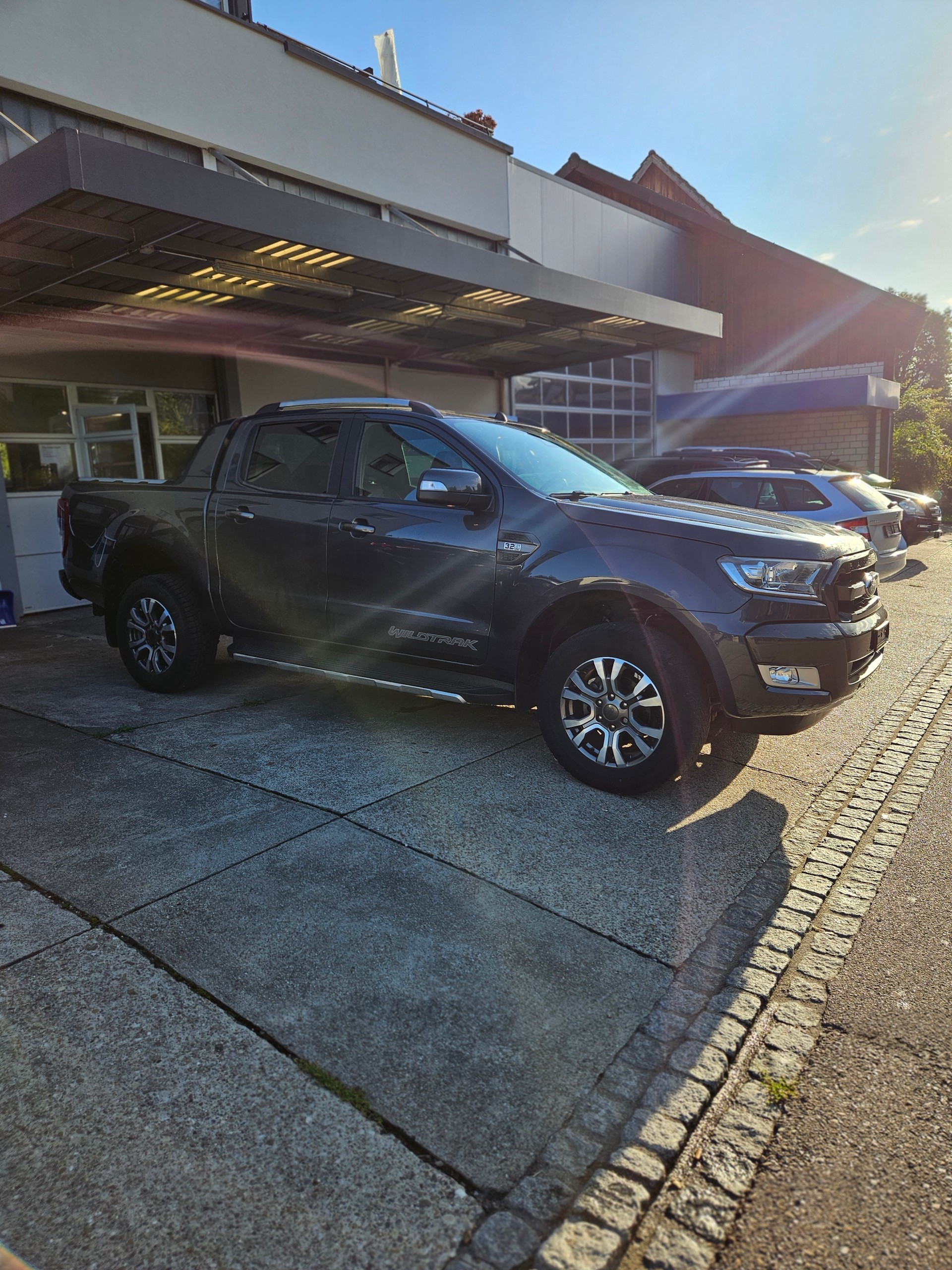 FORD Ranger Wildtrak 3.2 TDCi 4x4 A-image-1