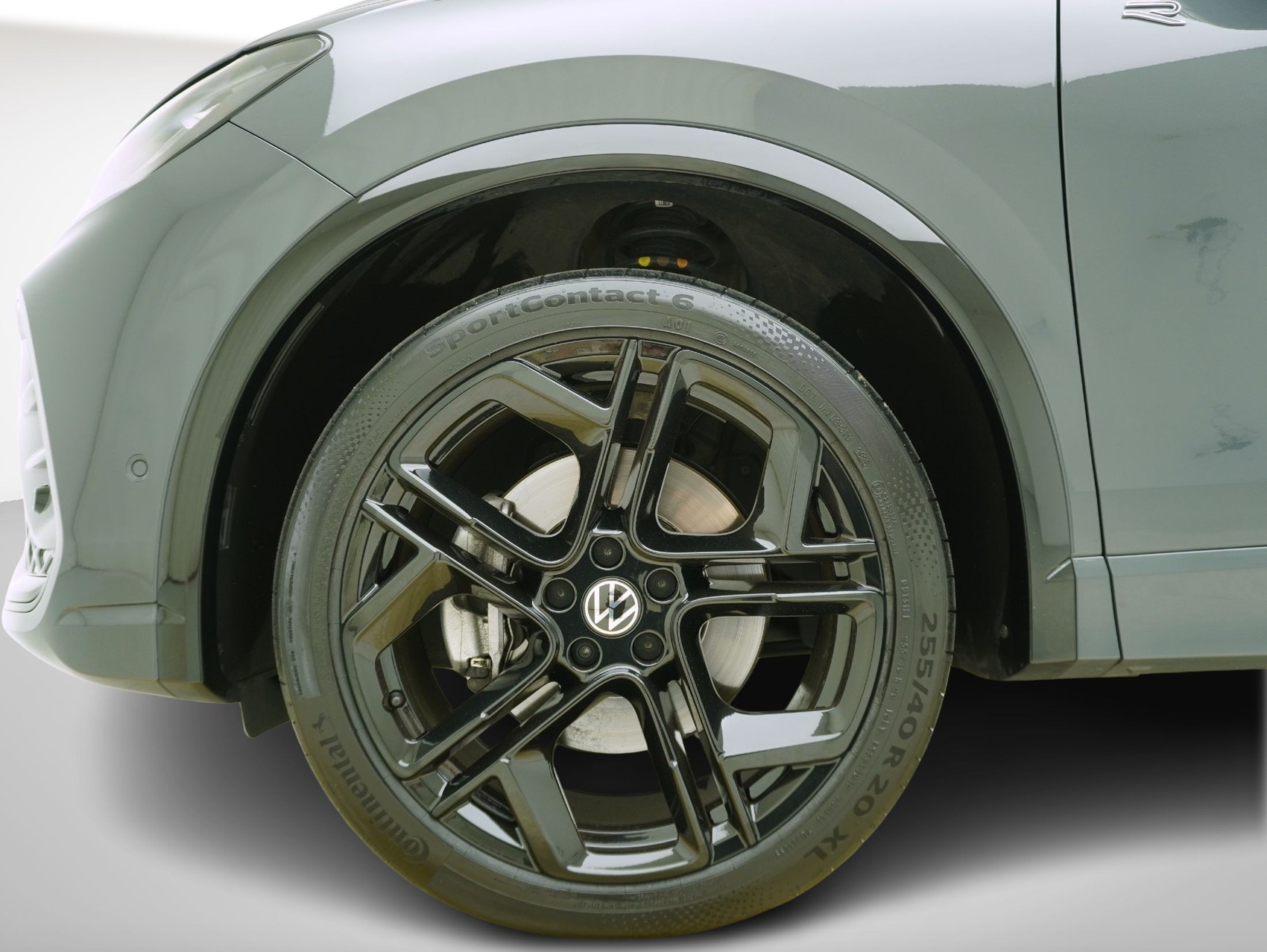 VW Tiguan 2.0 TSI DSG R-Line Black Style 4Motion **VW Werksgarantie bis 12/2030**-image-6