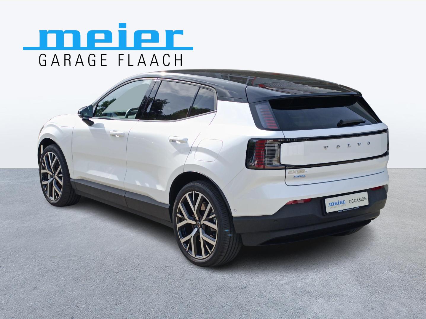 VOLVO EX30 E60 Twin Ultra Performance AWD-image-2