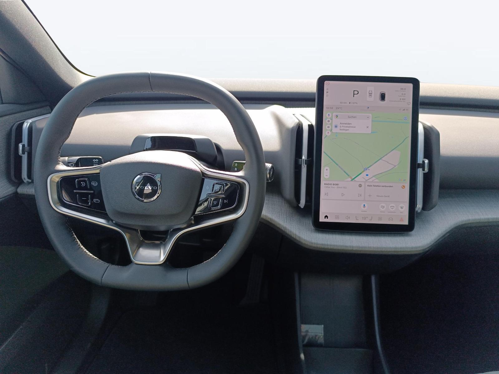 VOLVO EX30 E60 Twin Ultra Performance AWD-image-8