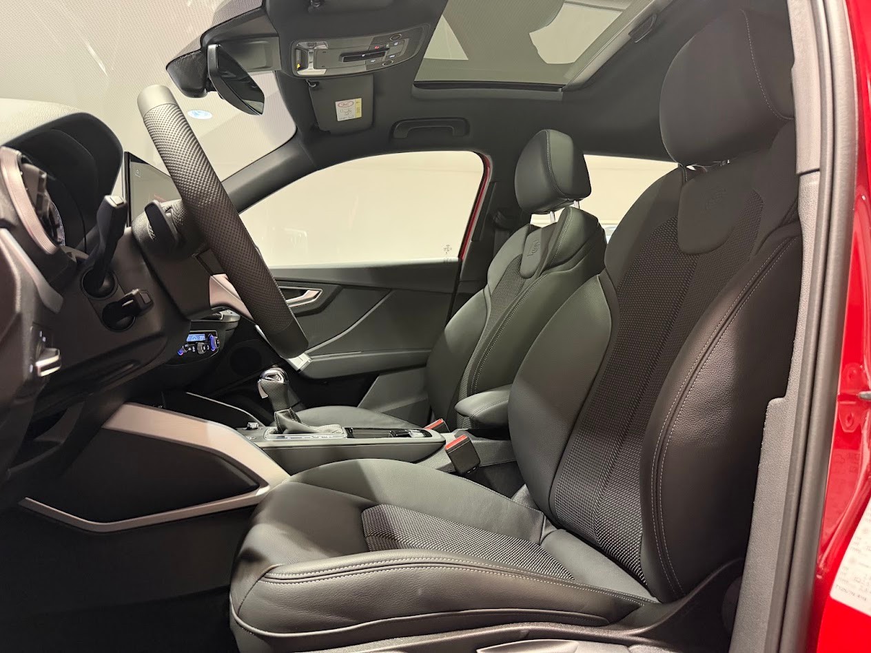 AUDI Q2 40 TFSI quattro S-tronic-image-4