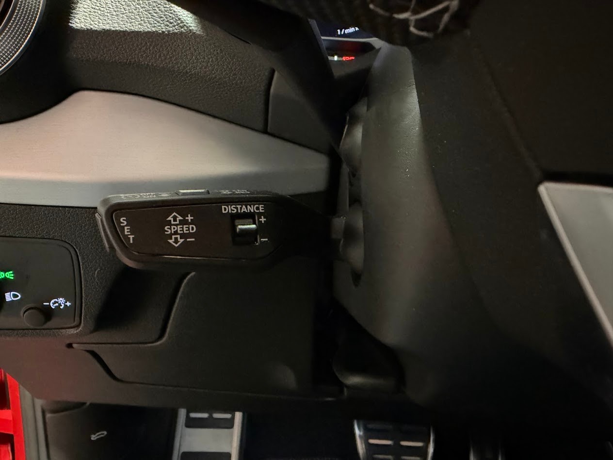 AUDI Q2 40 TFSI quattro S-tronic-image-6