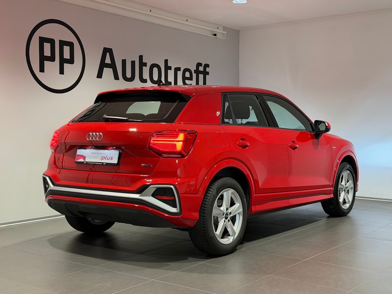 AUDI Q2 40 TFSI quattro S-tronic-image-14