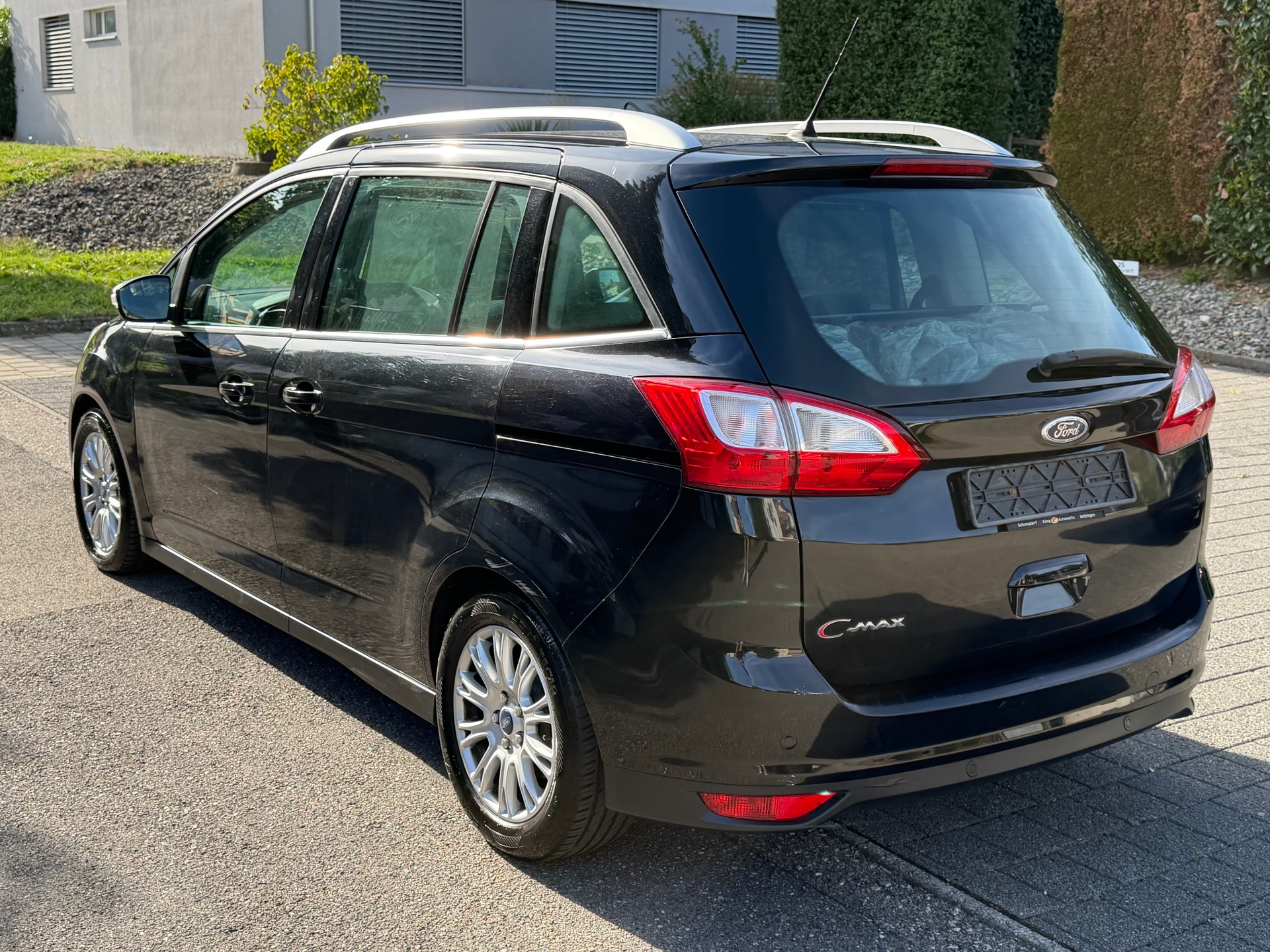 FORD Grand C-Max 2.0 TDCi Titanium PowerShift-image-1