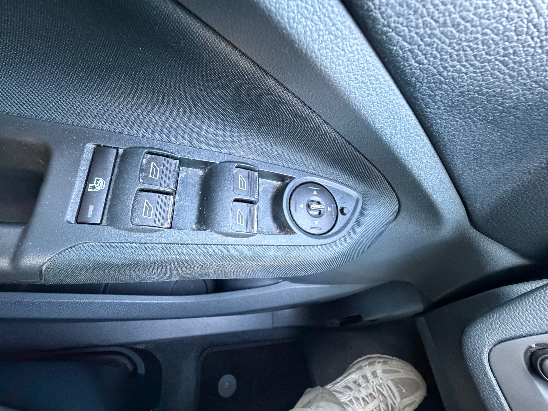 FORD Grand C-Max 2.0 TDCi Titanium PowerShift-image-14