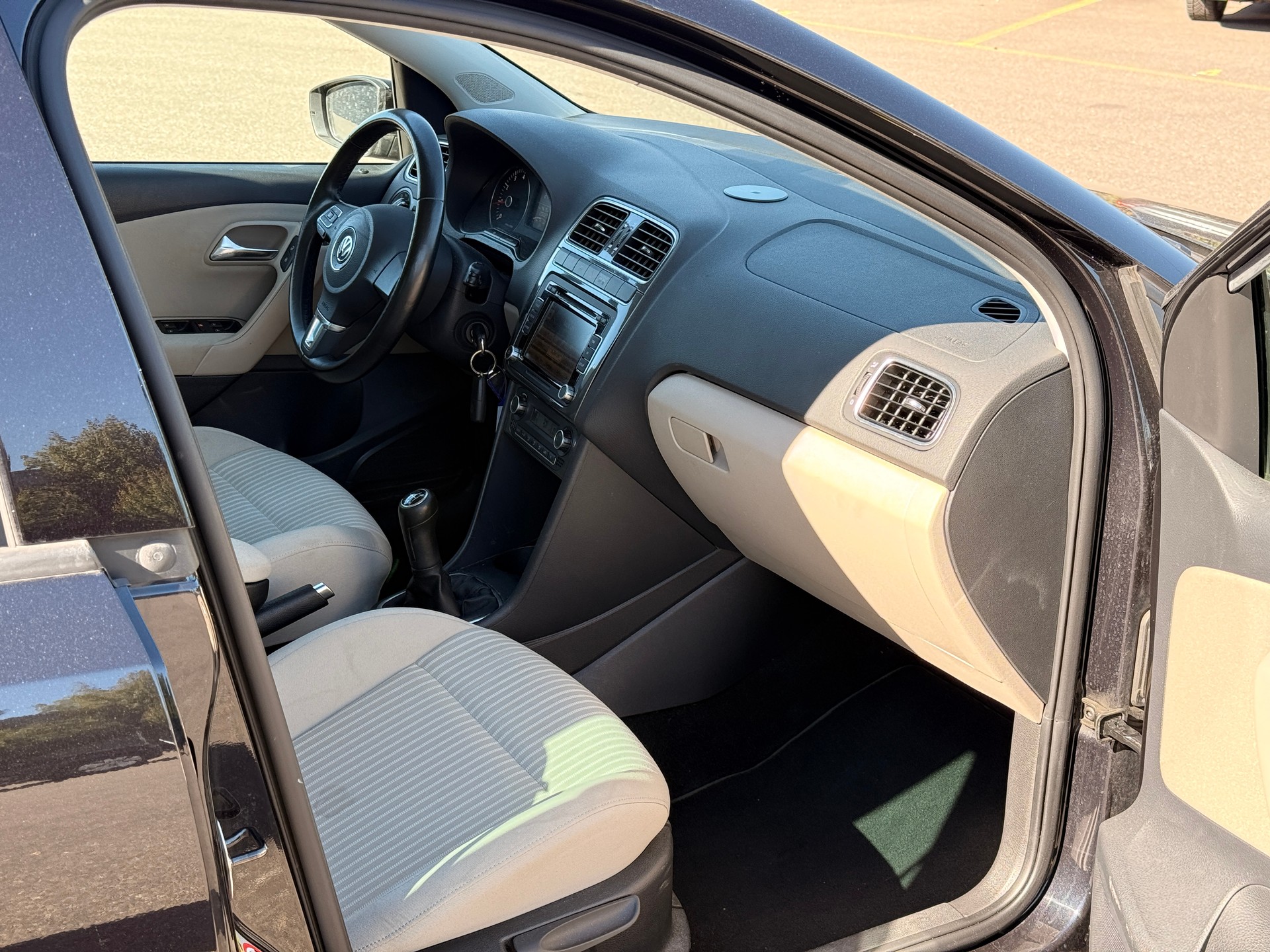 VW Polo 1.2 TSI Highline-image-9
