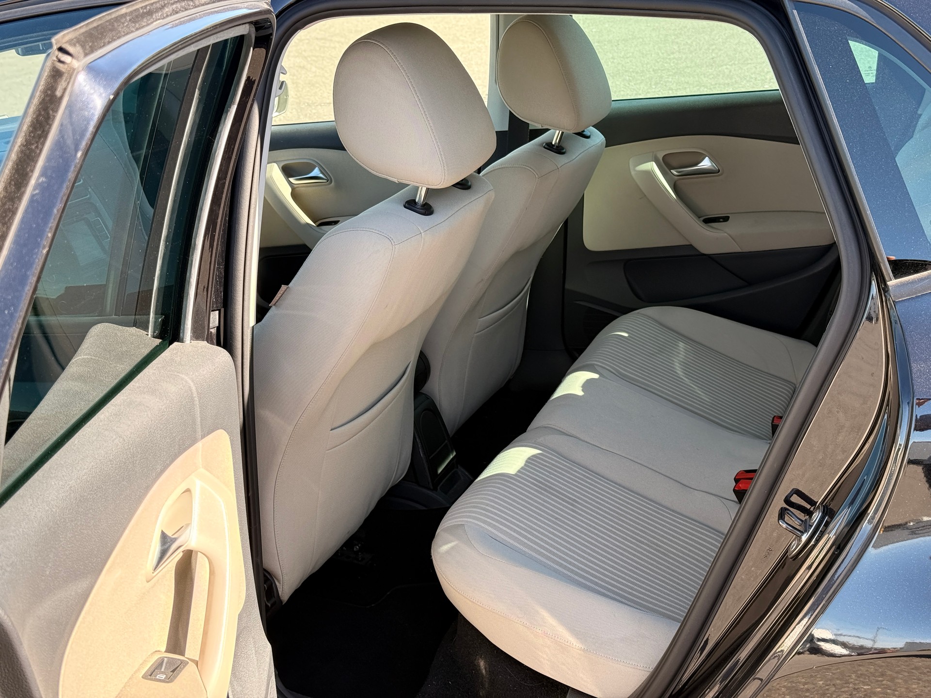 VW Polo 1.2 TSI Highline-image-10