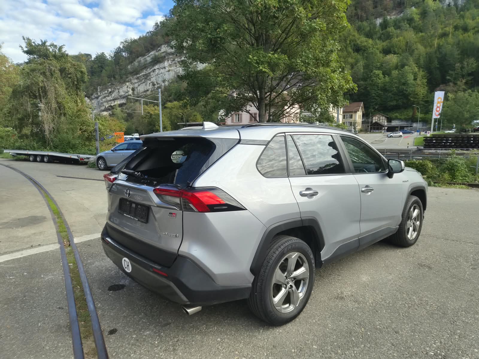 TOYOTA RAV-4 2.5 HSD Premium e-CVT 4WD-image-4