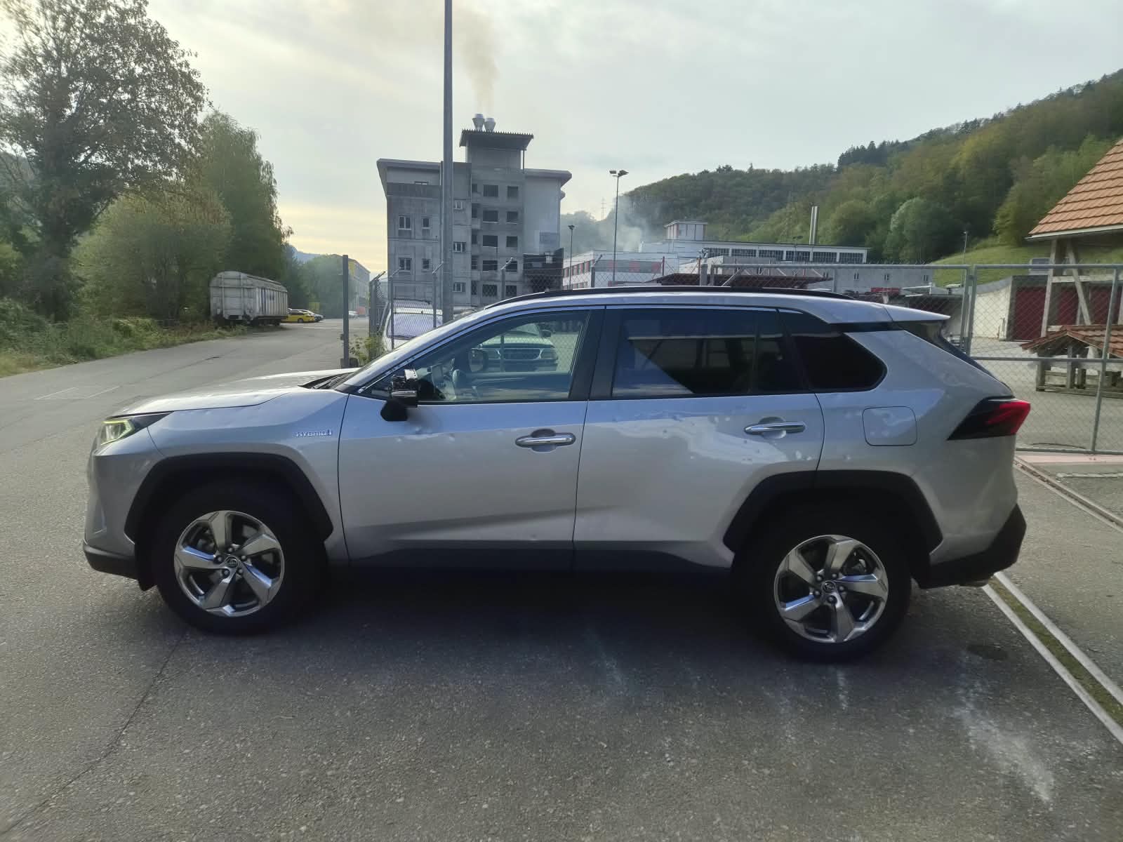 TOYOTA RAV-4 2.5 HSD Premium e-CVT 4WD-image-1