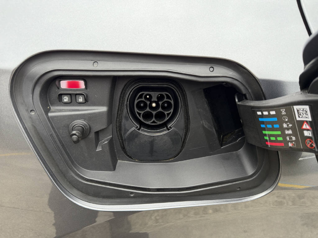 RENAULT Rafale 1.2 E-Tech Plug-in esprit Alpine-image-13