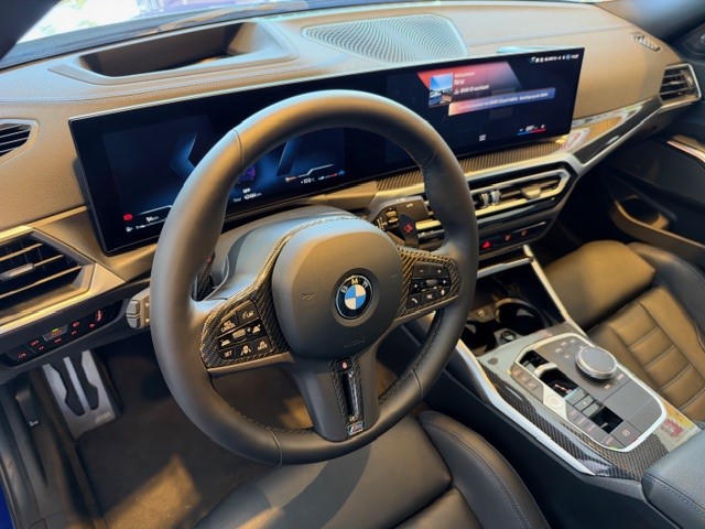 BMW M340i xDrive-image-11