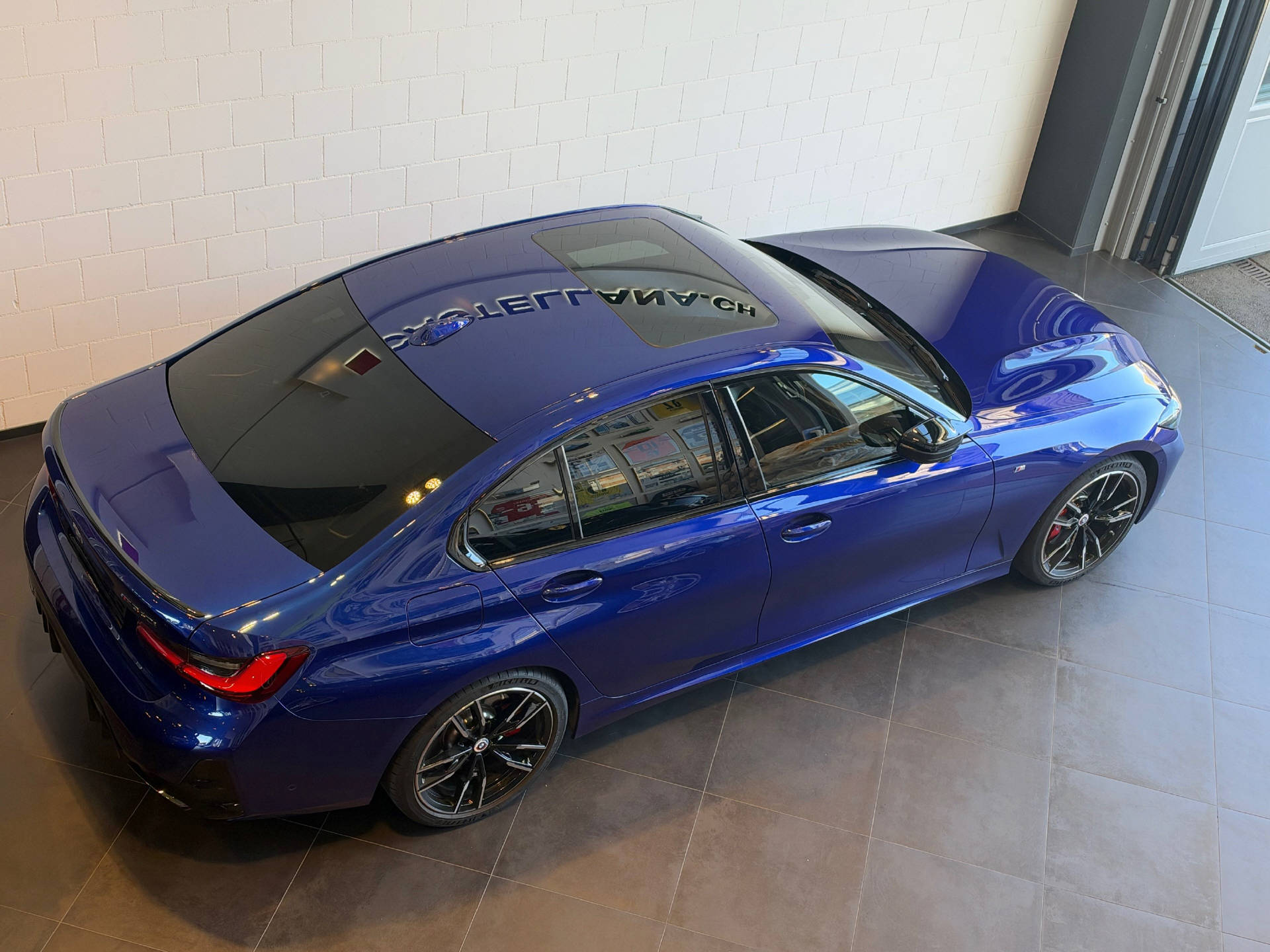 BMW M340i xDrive-image-3
