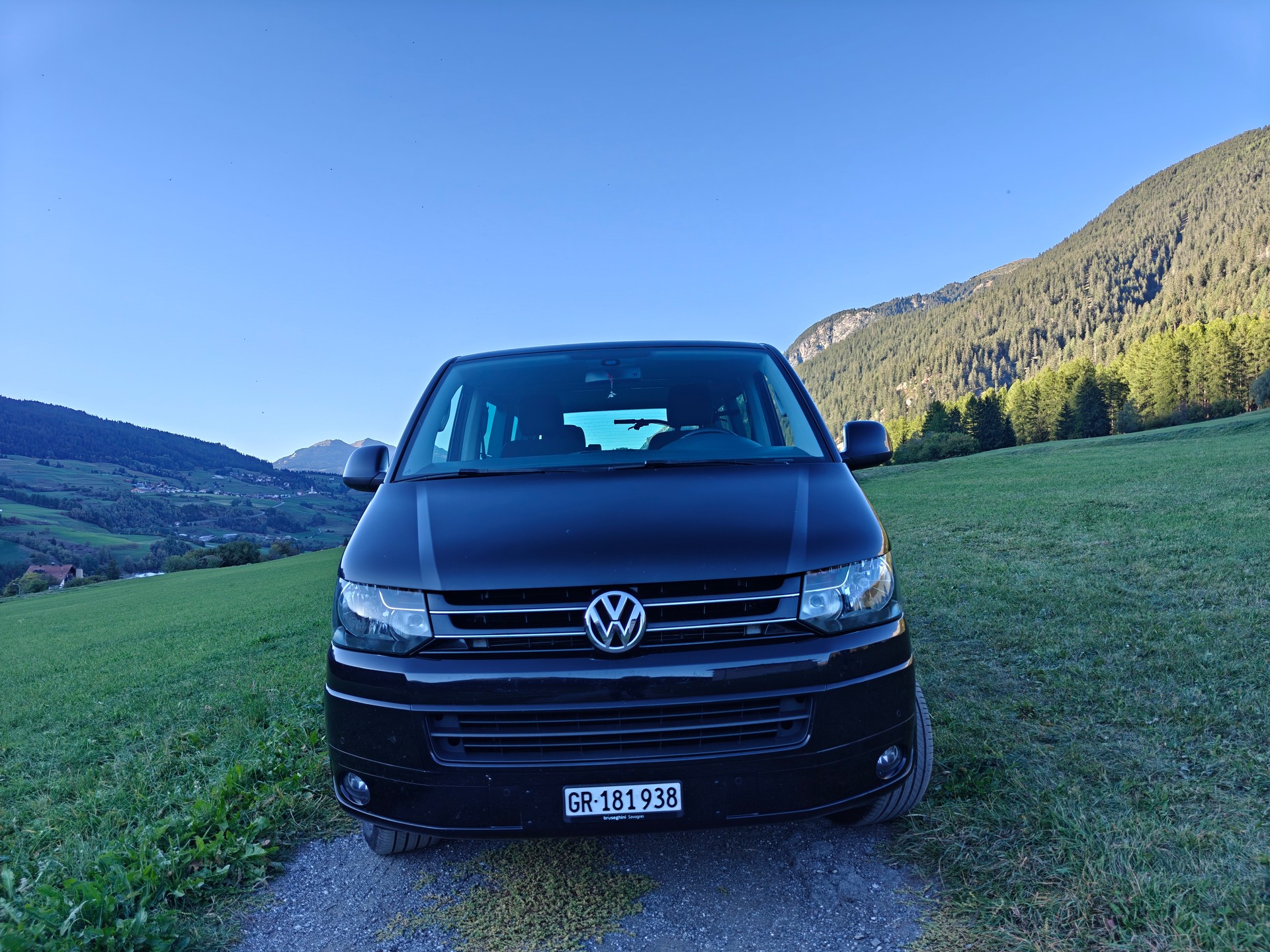 VW T5.2 Multivan Startline 2.0 TDI 4Motion-image-2