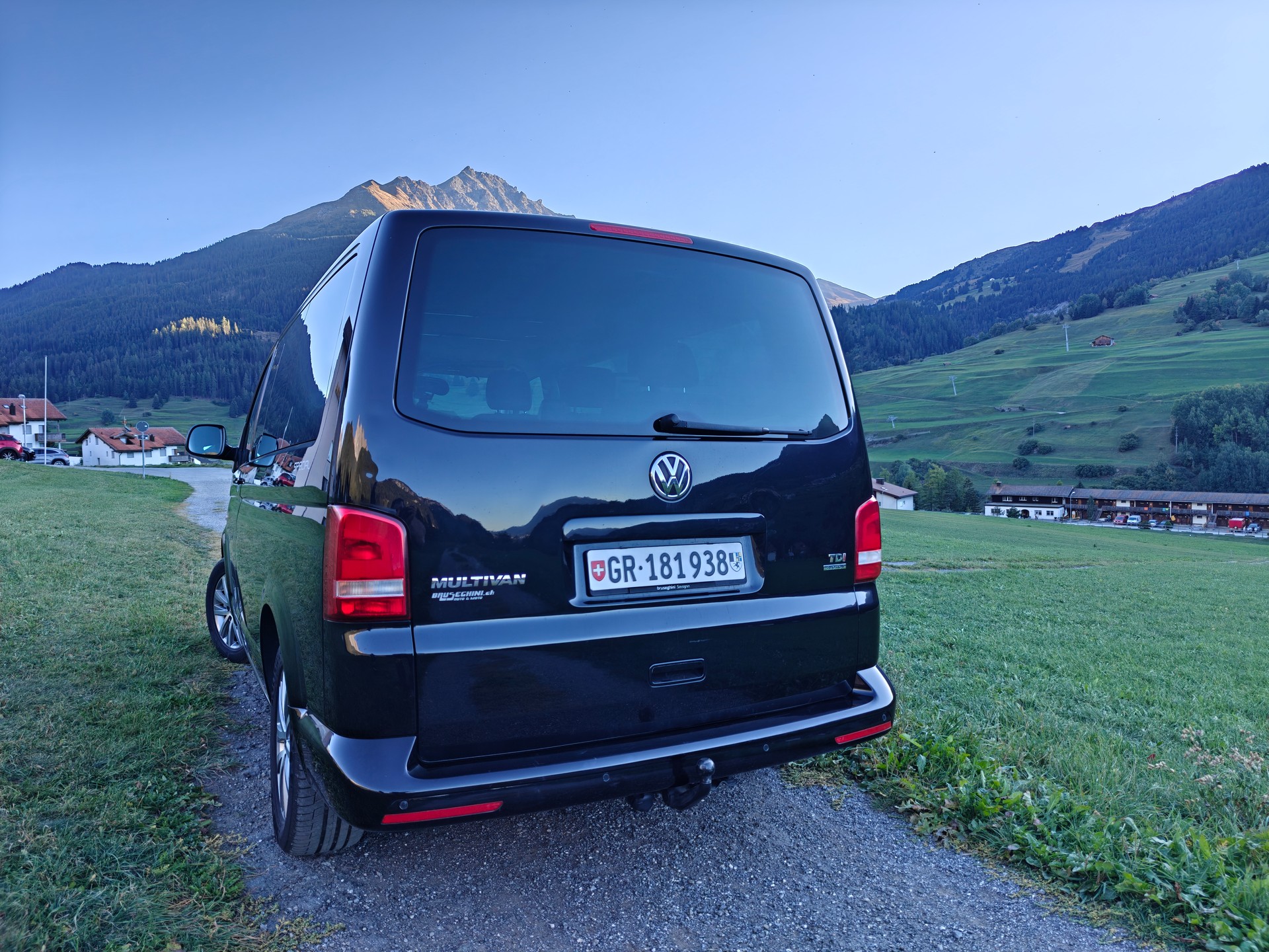 VW T5.2 Multivan Startline 2.0 TDI 4Motion-image-3