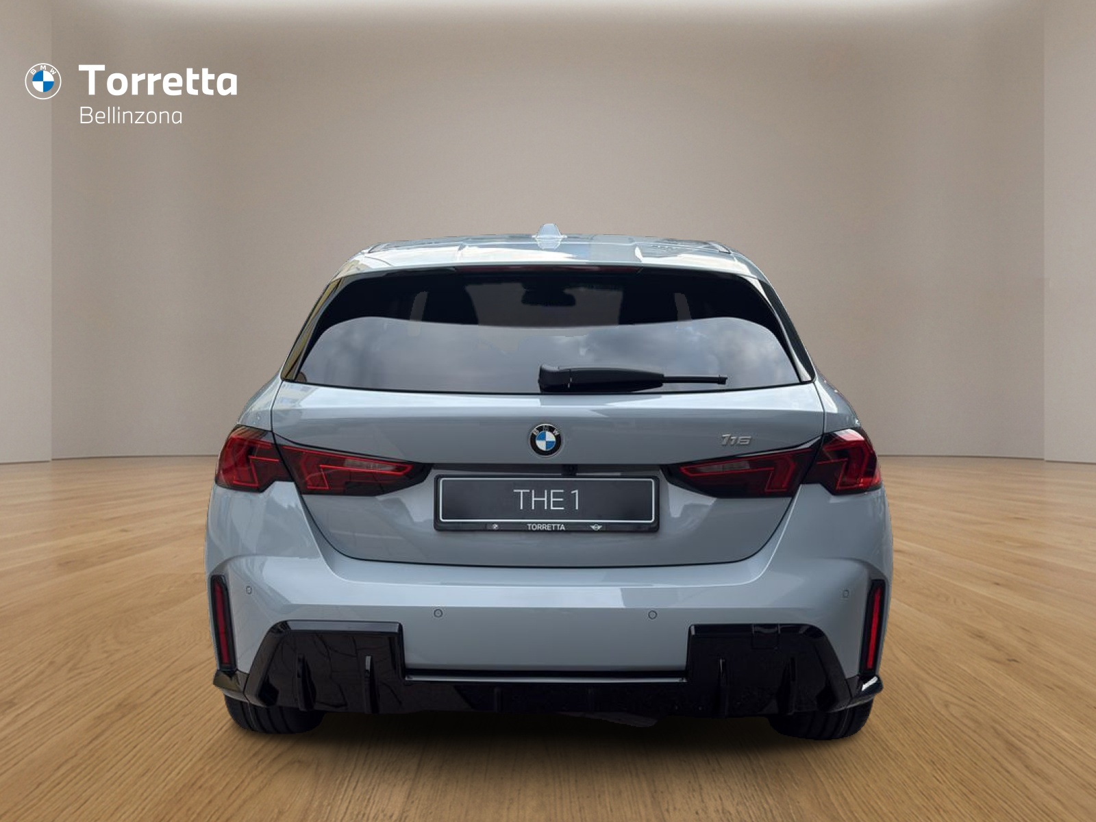 BMW 116 Steptronic-showroom-element-3