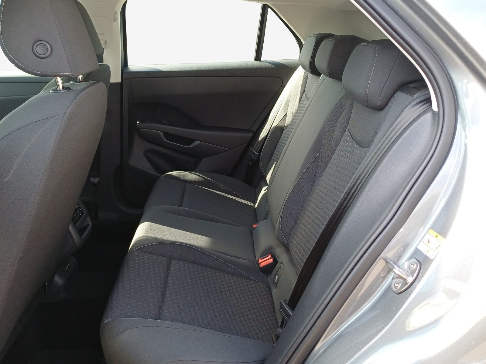VW T-Roc 1.5 eTSI mHEV Trend DSG-image-11