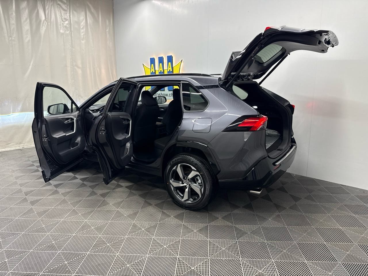TOYOTA RAV-4 2.5 PHEV Advance e-CVT 4WD 300HP-image-11