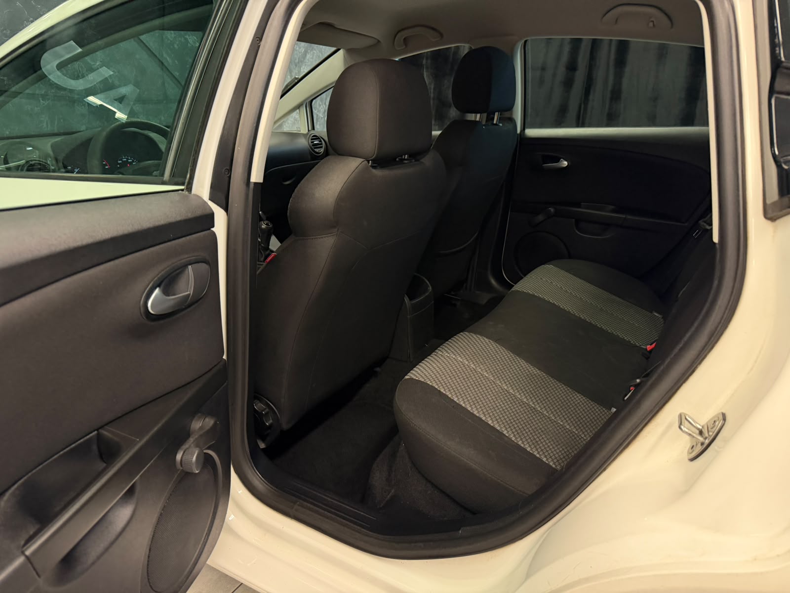 SEAT Leon 1.4 TSI Style-image-10