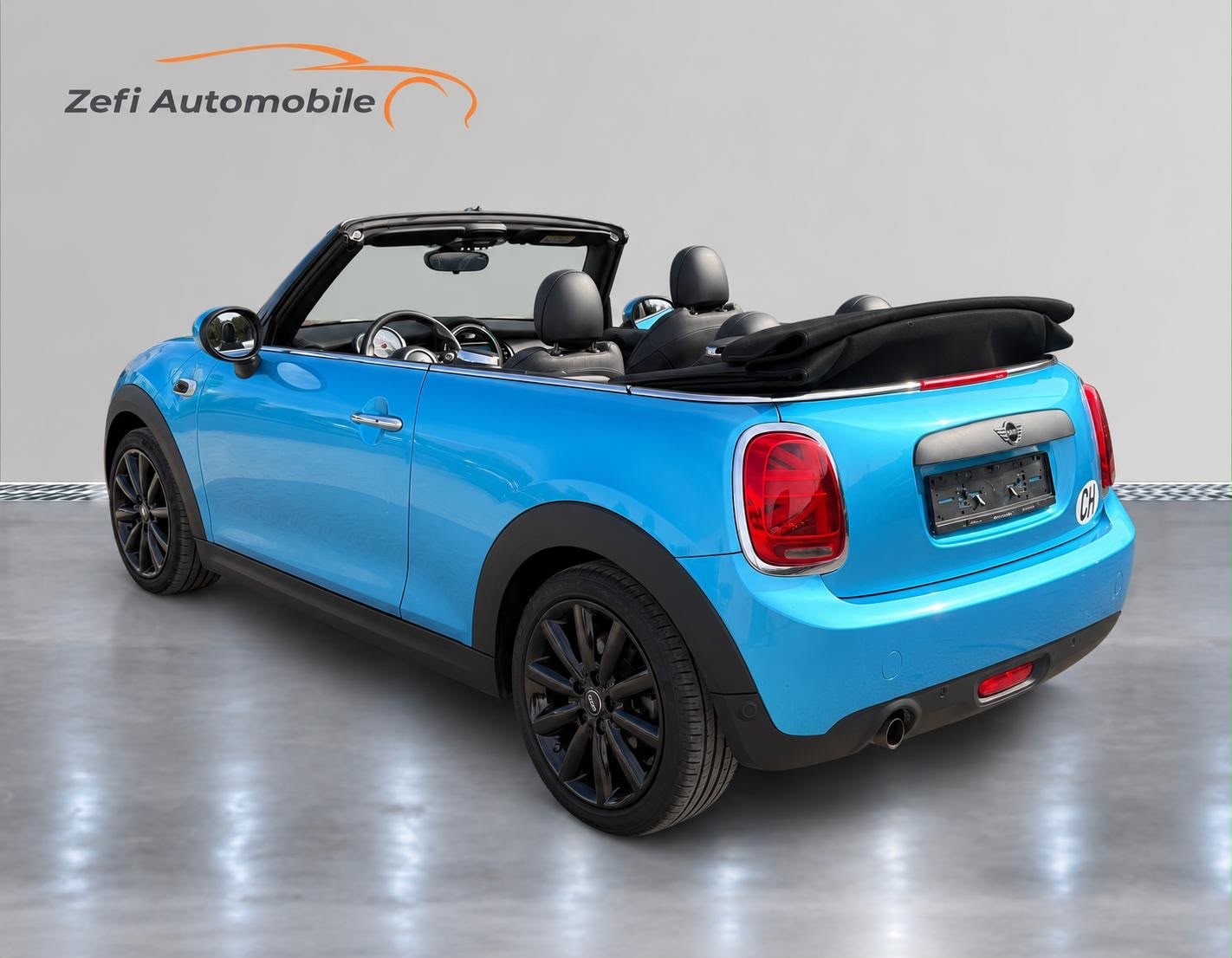 MINI One Cabriolet-image-2