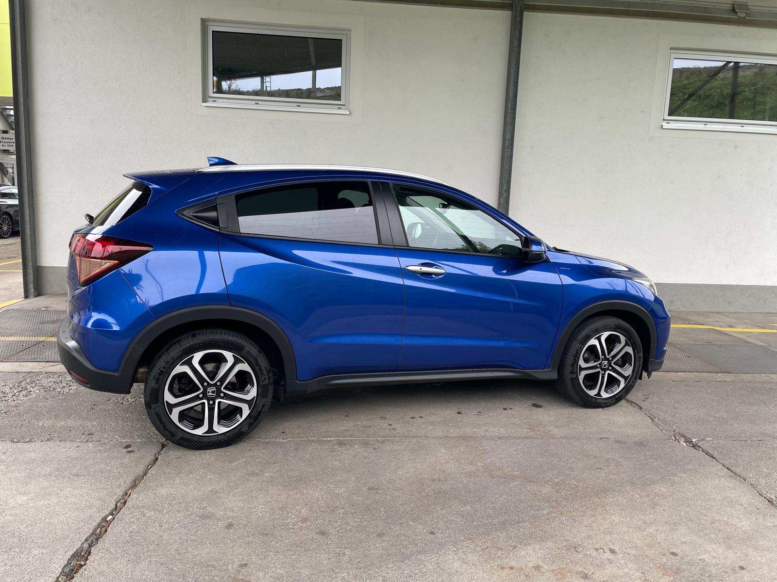 HONDA HR-V 1.5i-VTEC Executive-image-4