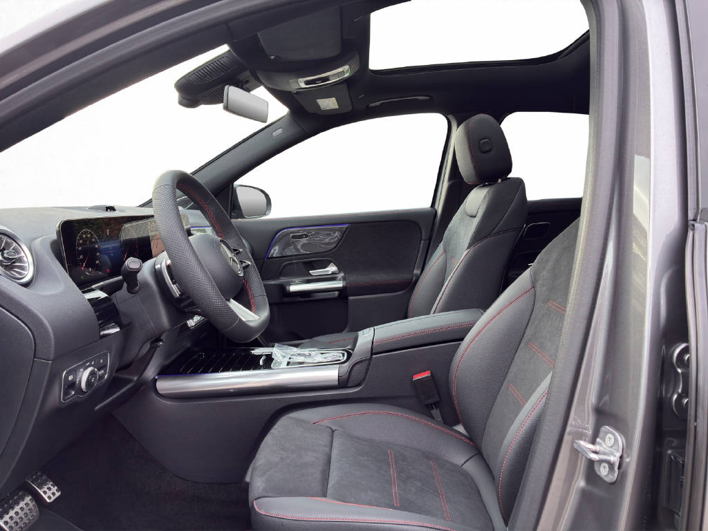 MERCEDES-BENZ GLA 250 Swiss Star-image-10