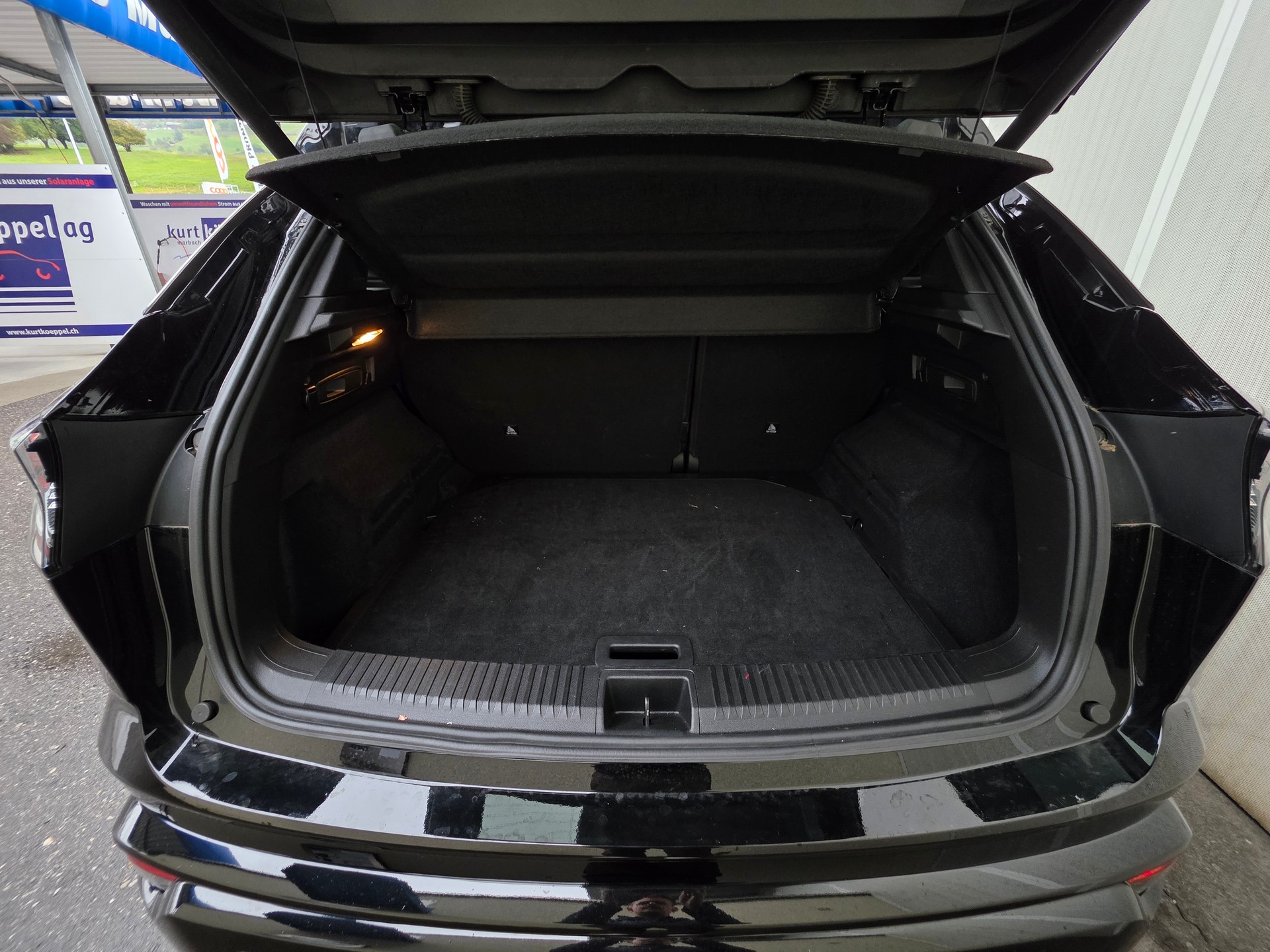 RENAULT Austral 1.2 HEV 200 Techno A-showroom-element-3