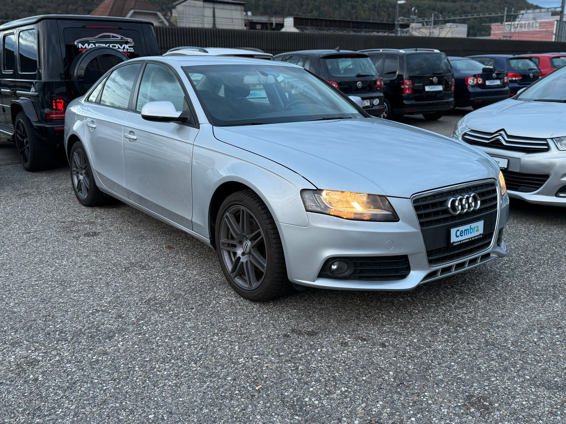 AUDI A4 Limousine 1.8 TFSI multitronic-image-2