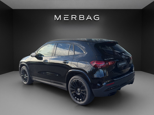 MERCEDES-BENZ GLA 250 e EQ Star 8G-DCT-image-1