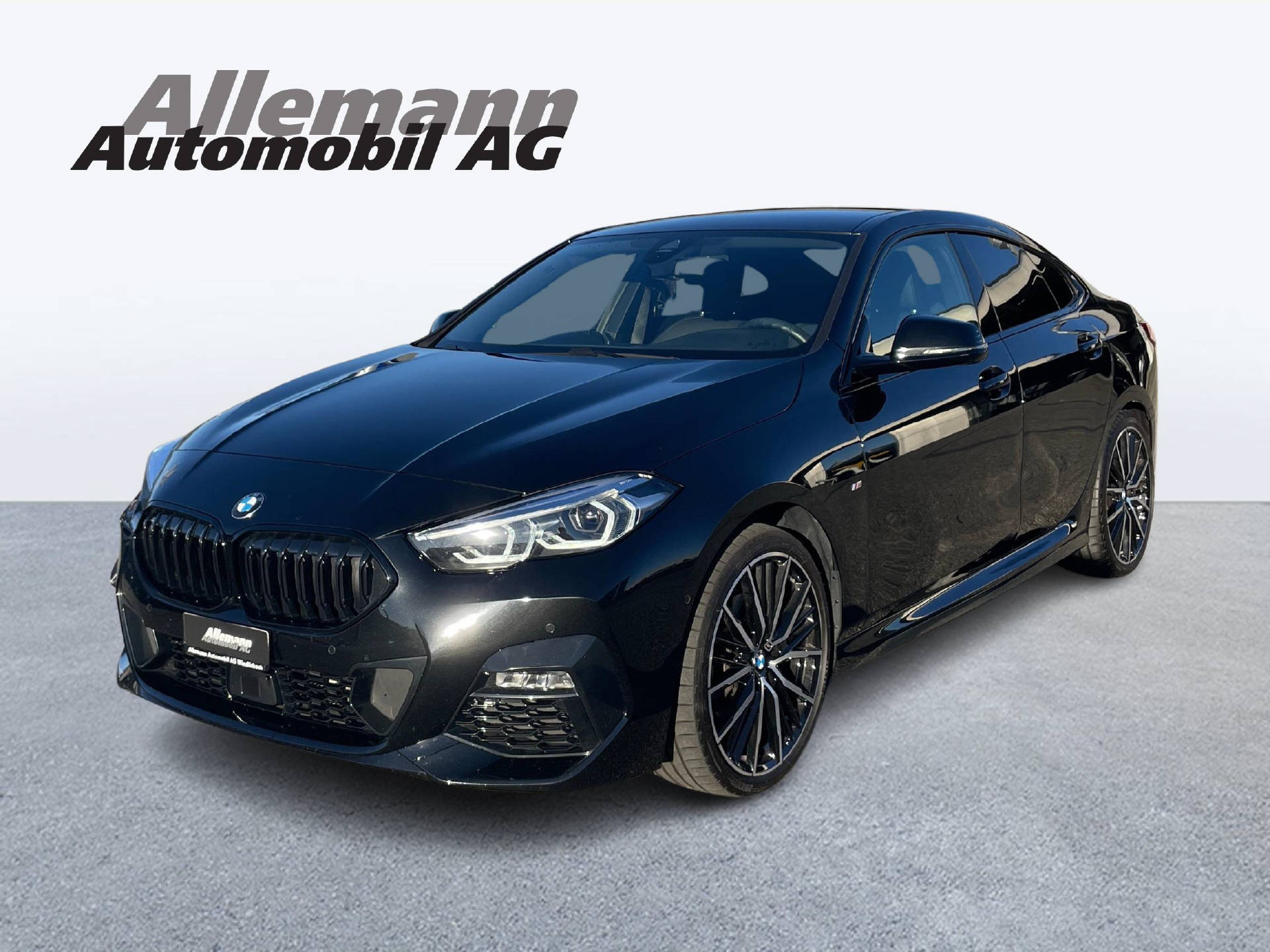 BMW 218i Gran Coupé-image-0