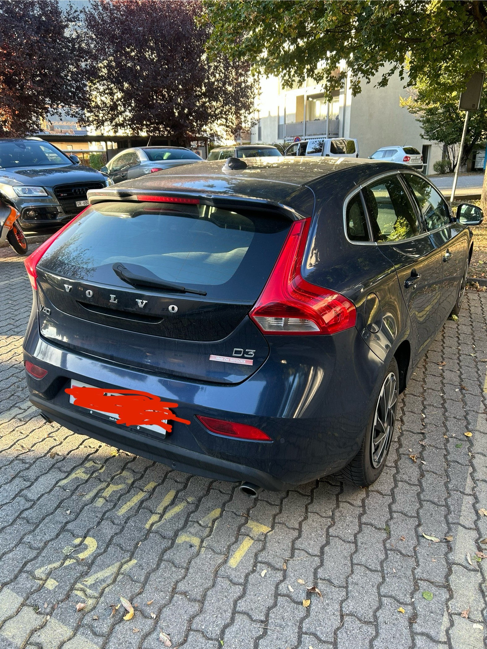 VOLVO 2.0 D3 Momentum S/S-image-1